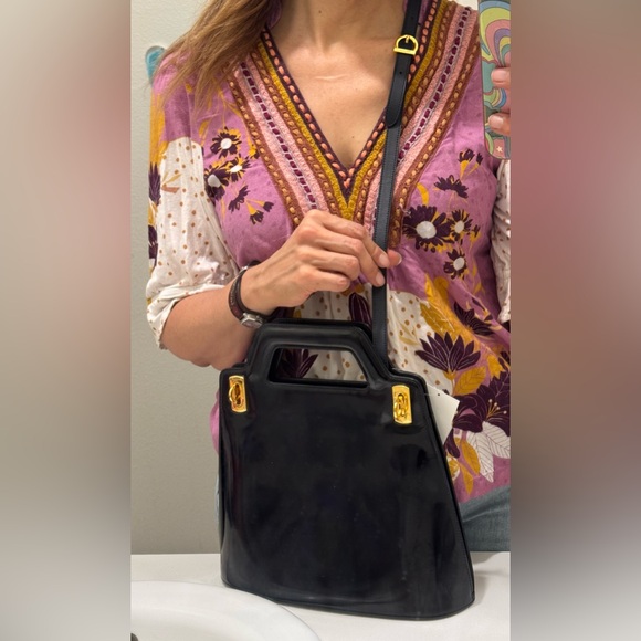 Ferragamo Gancini Wanda with crossbody strap vintage - Picture 6 of 17